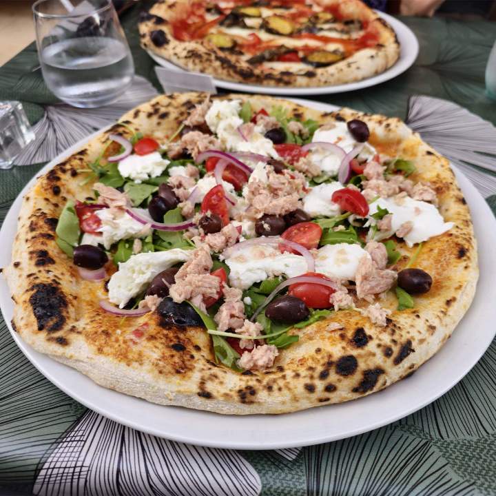 Pizza napolitaine demi-lune Ajaccio