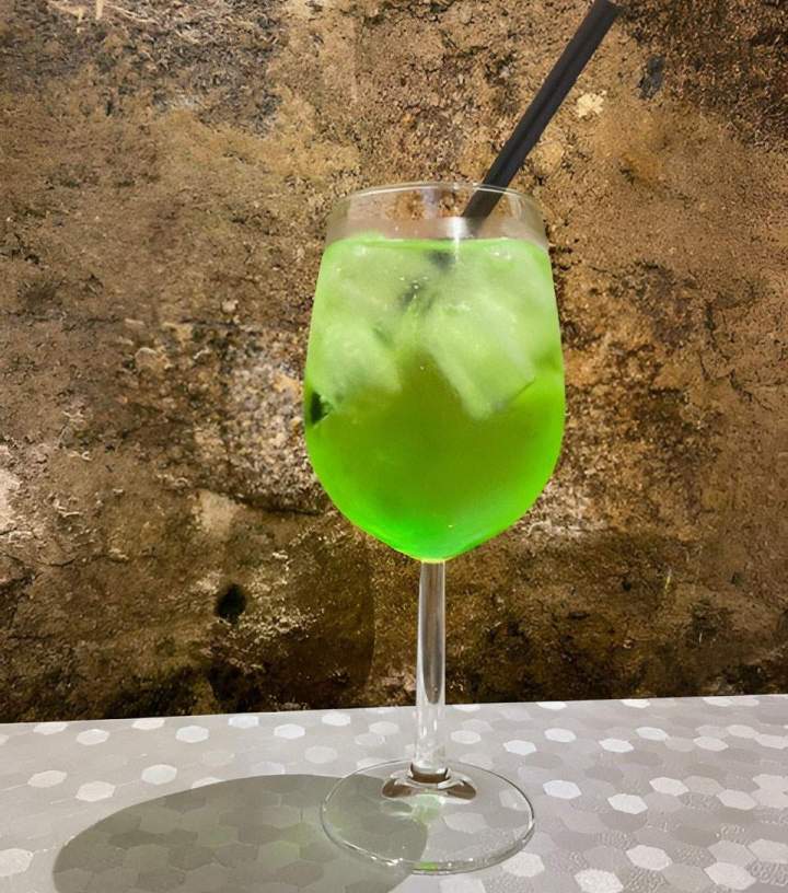 dd0cb9e3 03eb 4422 bb14 9c39b1e9467 779d