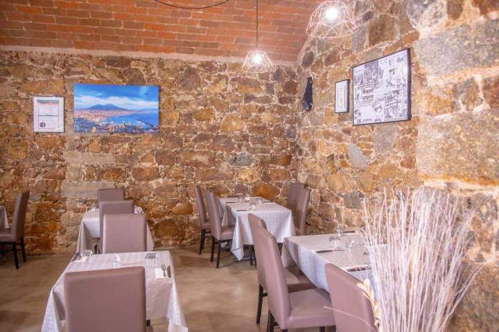 e7e733e6 7528 4e41 b847 c0b4a37dcbc8